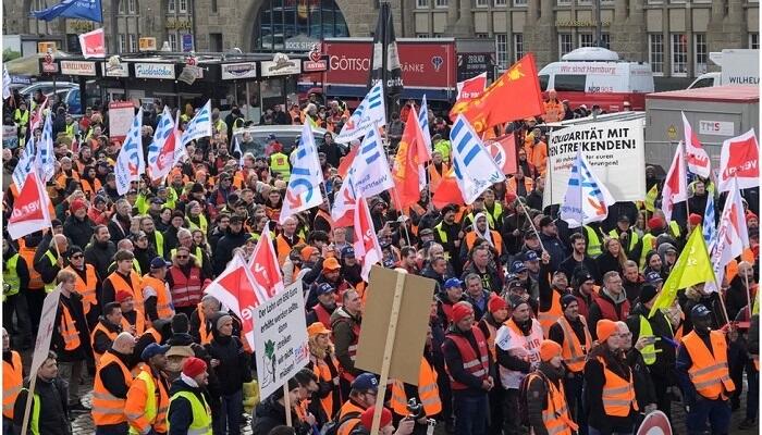 Pay Issue Strikes Get Better of Public Transport In Germany