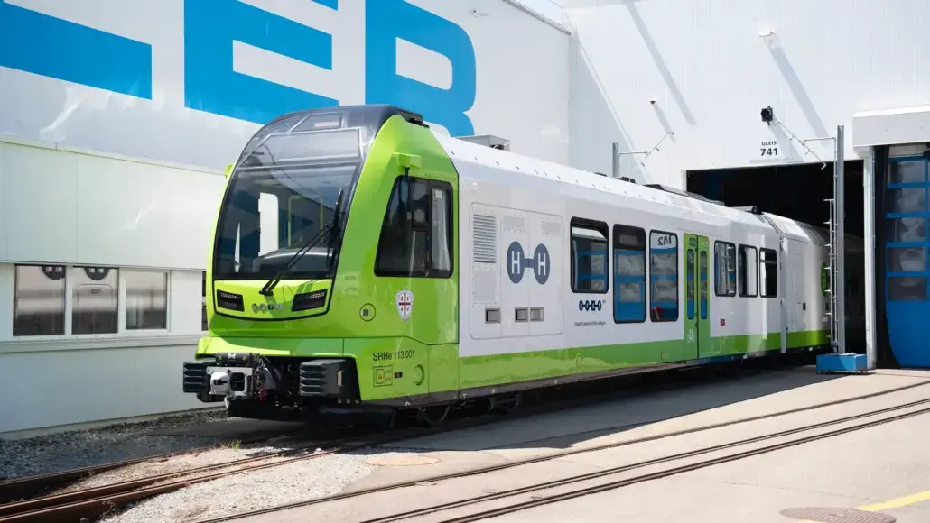 narrow gauge hydrogen train