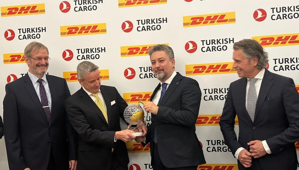 DHL Global Forwarding and Turkish Cargo sign MoU for Istanbul hub cooperation