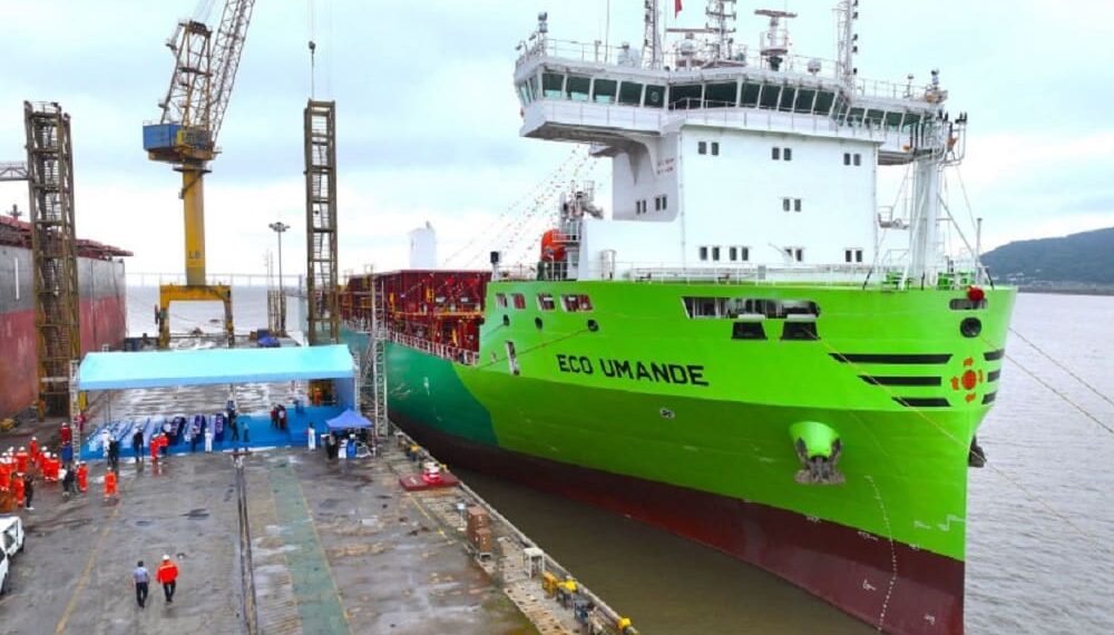X-Press Feeders and PaxOcean in ‘world’s first’ methanol dual-fuel boxship retrofit